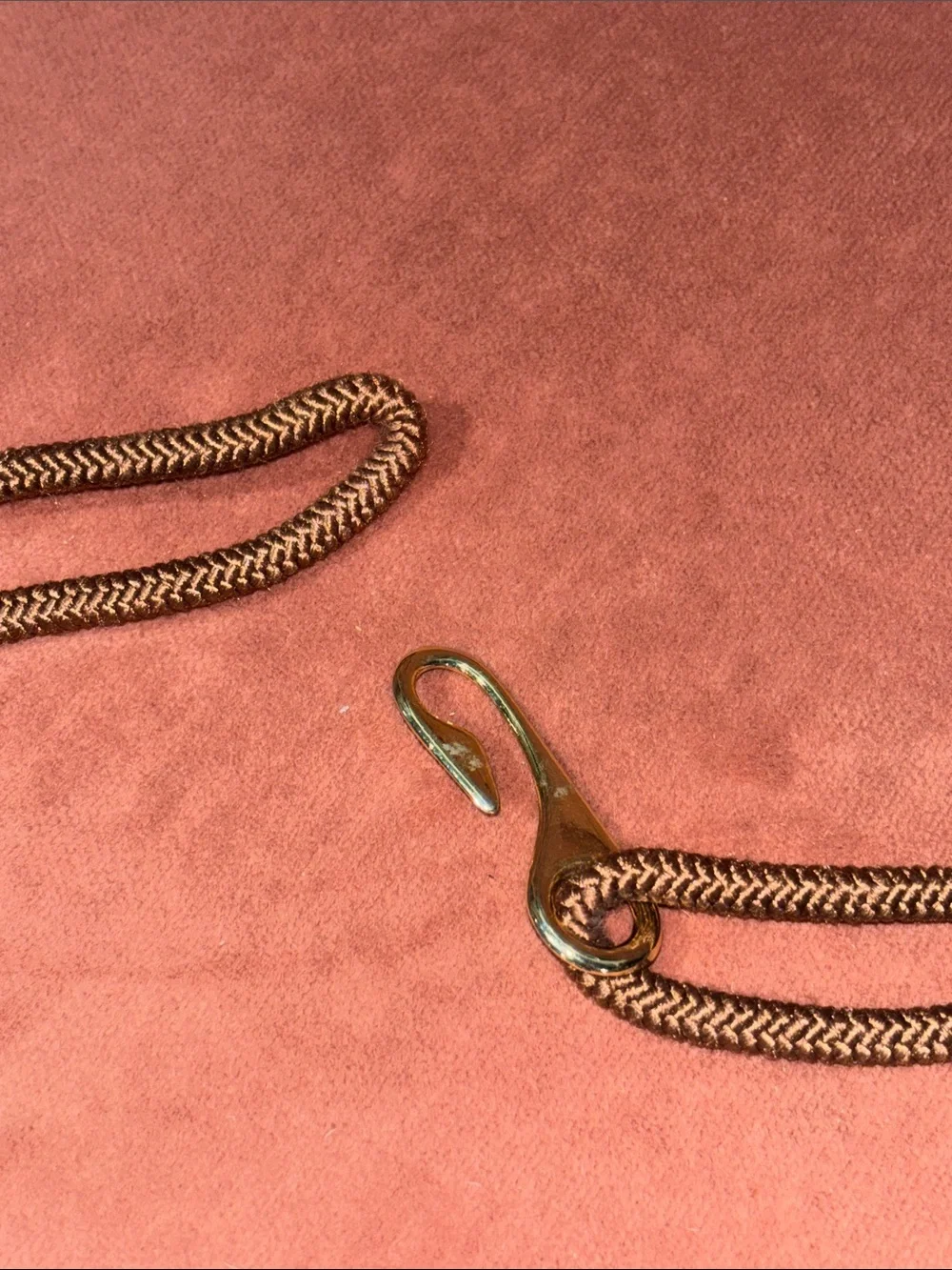 Vintage gold tone medallion belt neutral color rope beaded stretch belt small